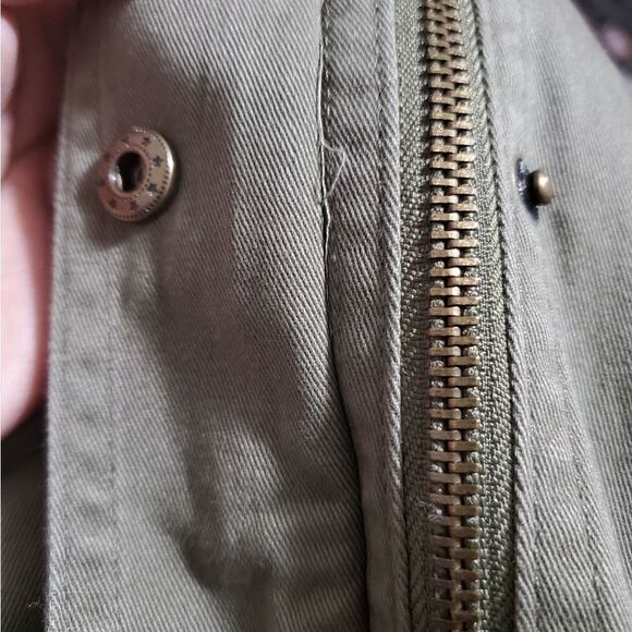 American Rag Cie Patched Cargo Jacket Size Small - Picture 7 of 11